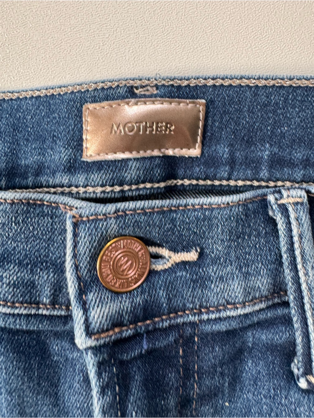 MOTHER The Hustler Ankle Fray in Home Movies | 28 - Picture 8 of 11